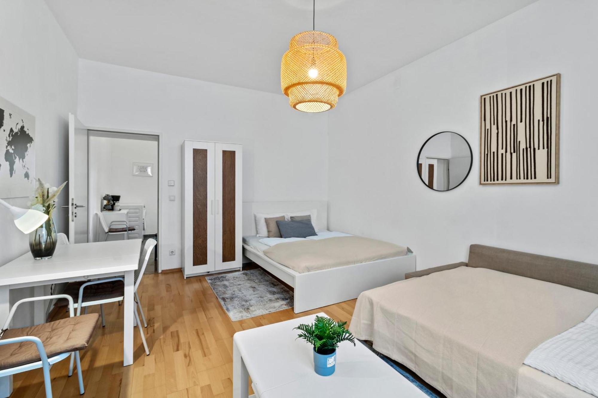 Stylish Apartment, 4 Min To U3 Zipperer Strasse Wien Eksteriør billede